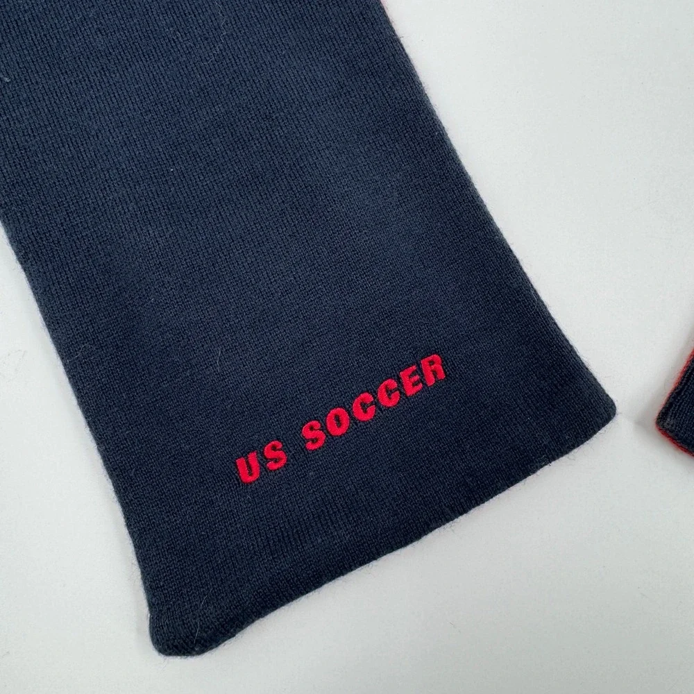 Nike US Soccer Reversible Knit Scarf‎ Red Navy Blue Embroidered Logo Fan Gear